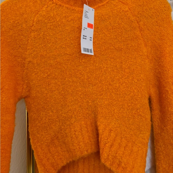 2 for 1 Urban Outfitters Sweaters - Orange & White - Picture 3 of 7